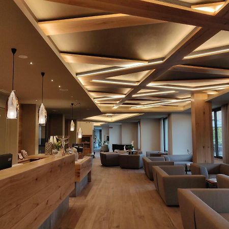 Hotel Ambassador Levico Terme Luaran gambar