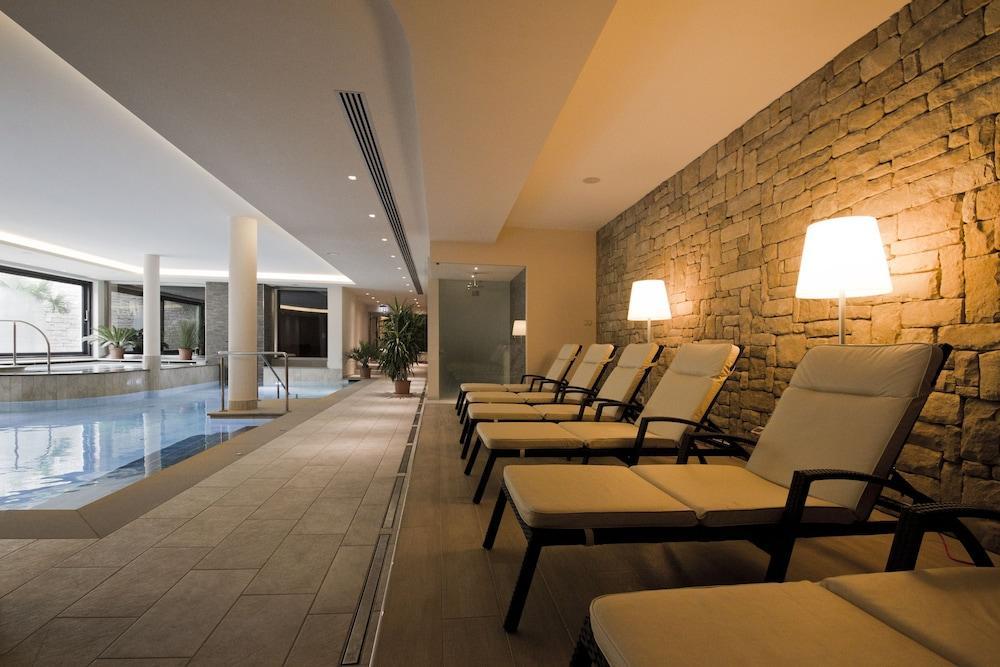 Hotel Ambassador Levico Terme Luaran gambar
